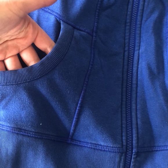 Athleta zip up sweatshirt - Picture 3 of 8
